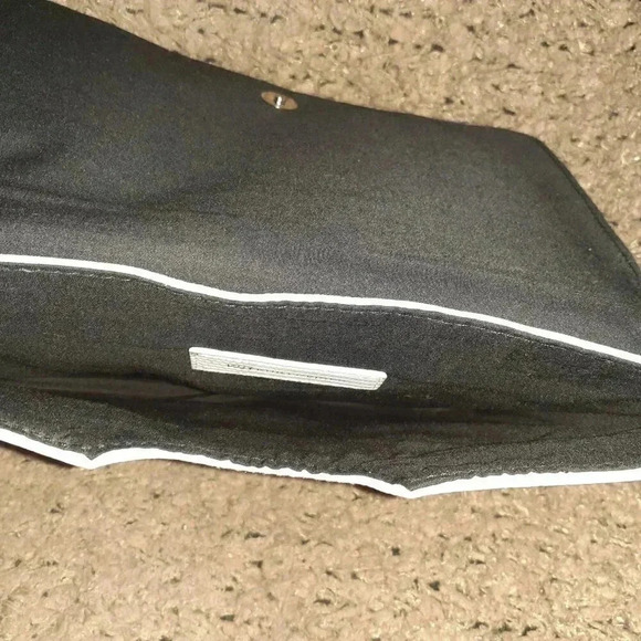 KG KURT GEIGER-Mauve/Gray Embossed Snake Skin Travel Pouch/Clutch-Excellent - Picture 4 of 4